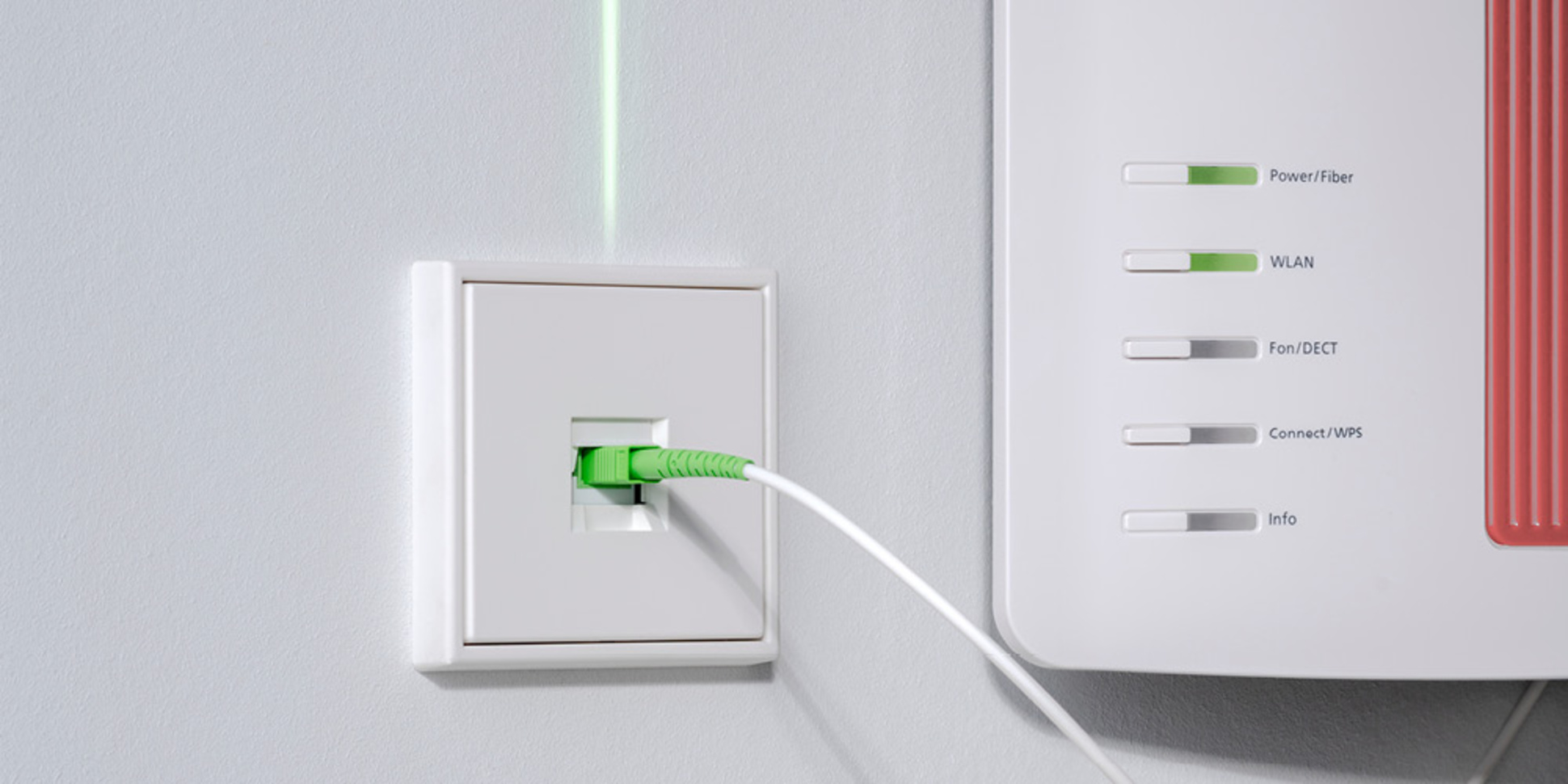 Die neuen Glasfaser-Anschlussdosen bei Marc Swoboda Elektrotechnik in Mannheim