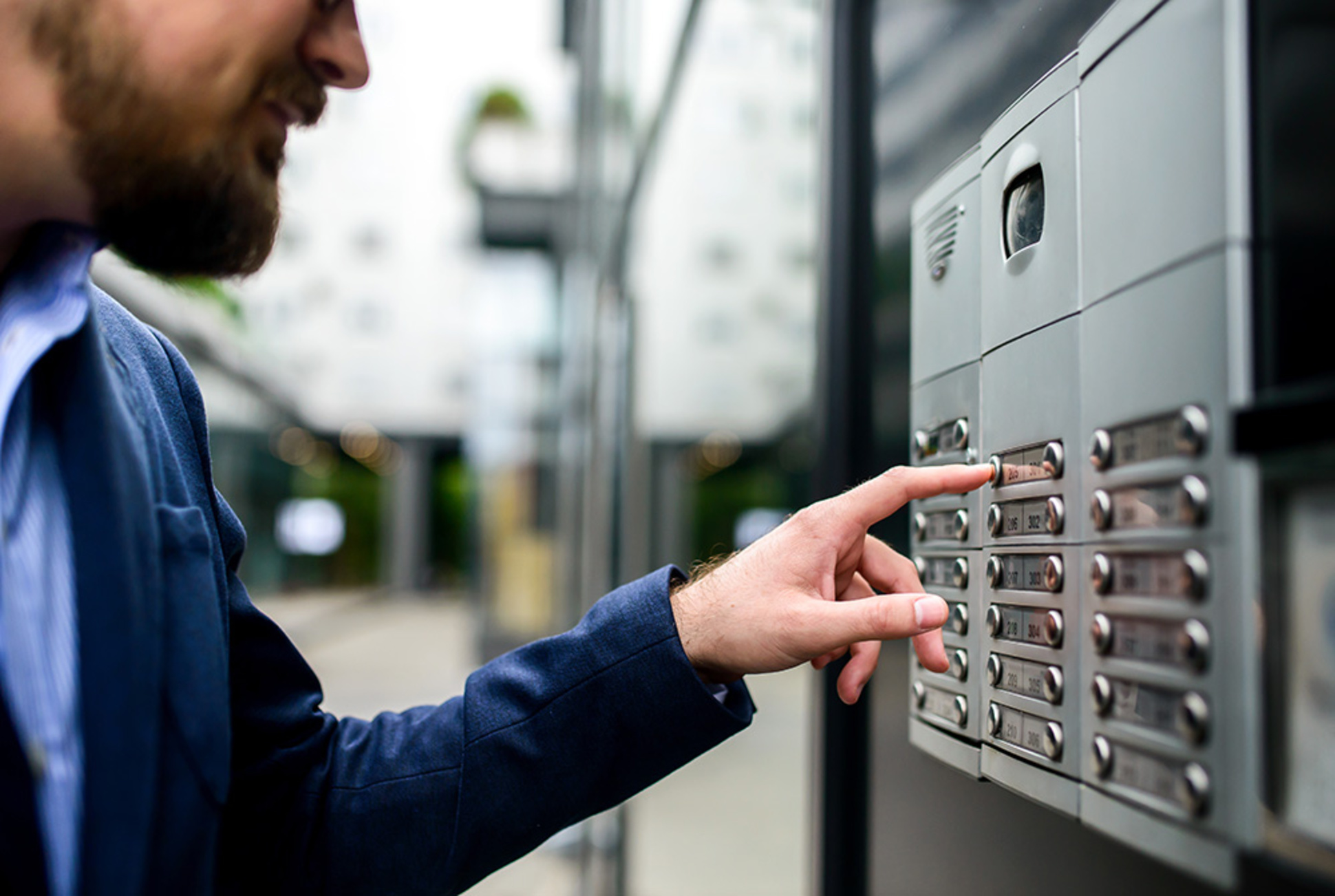 Sprech&shy;anlagen bei Marc Swoboda Elektrotechnik in Mannheim